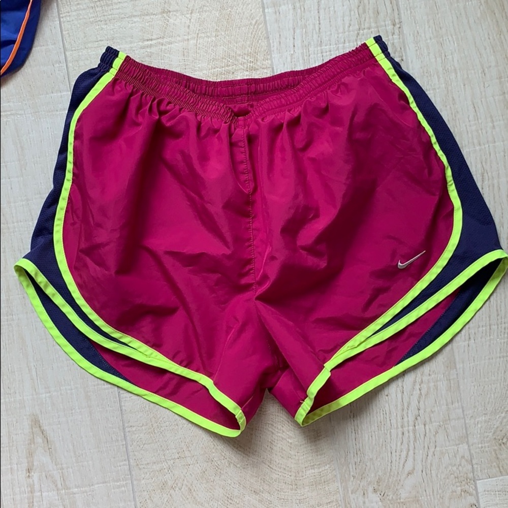 Nike short